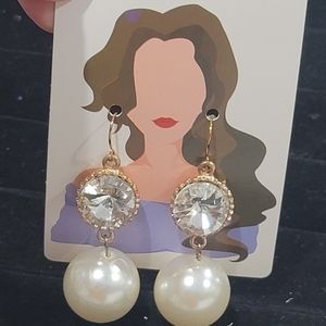 3x$15 Costume pearl earrings